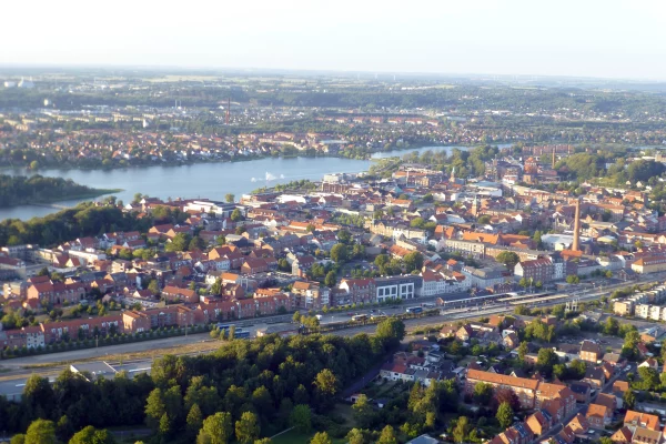 970_Silkeborg_station_og_langsø