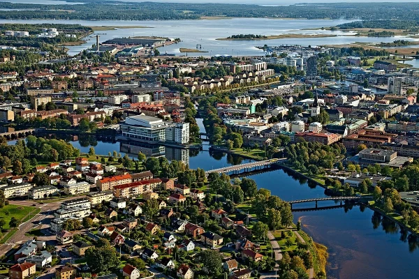 Areal_photo_of_Karlstad (1)